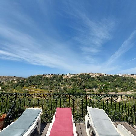 Gozo Relax Haven: Ensuite Room with Shared Pool B&B Ghajn il-Kbira  Exterior photo