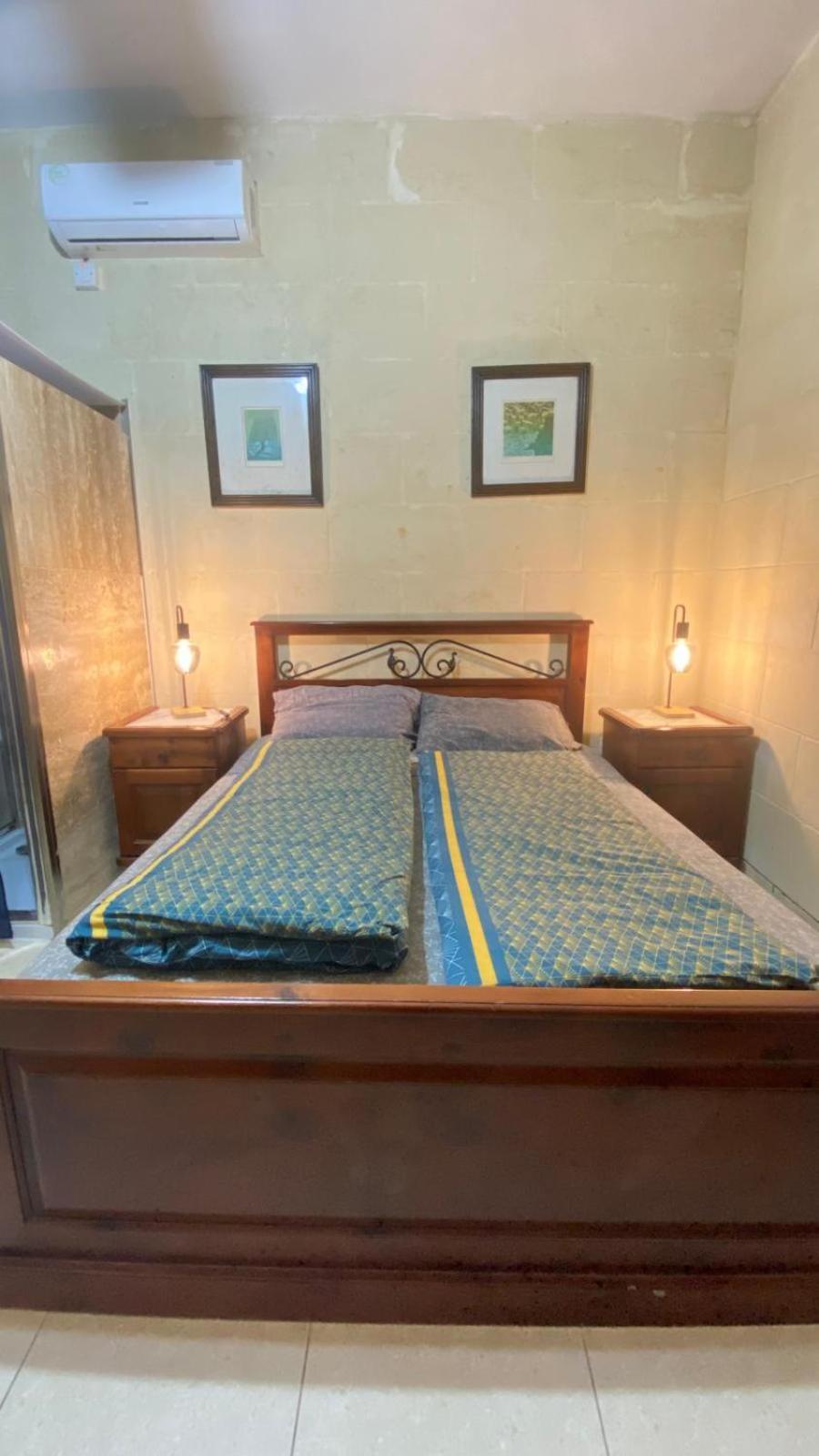 Gozo Relax Haven: Ensuite Room with Shared Pool B&B Ghajn il-Kbira  Exterior photo